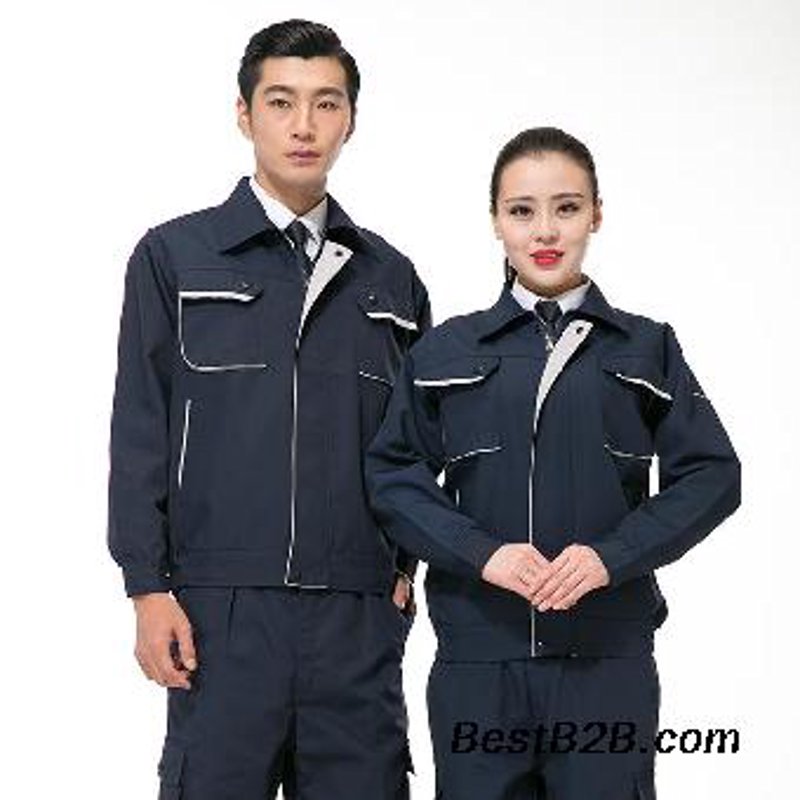 衣冠楚楚：衬衫批发行业的最新动态